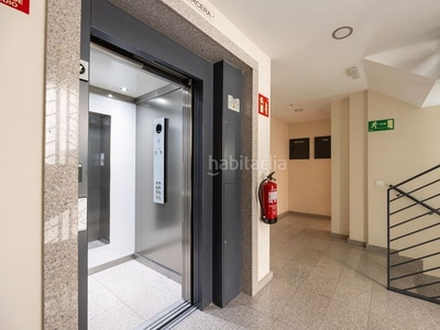 Ático con 4 habitaciones con ascensor y parking en Fuenlabrada
