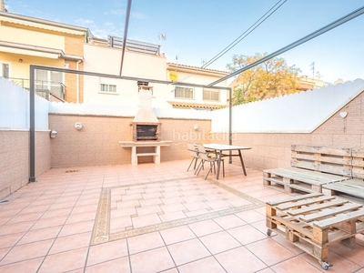 Casa pareada con 5 habitaciones con parking, calefacción y aire acondicionado en Vilanova i la Geltrú