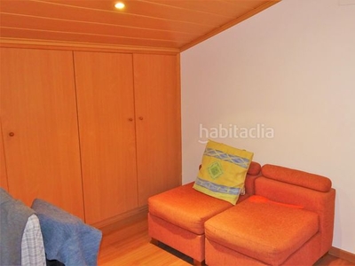 Chalet con 4 habitaciones con parking, piscina, calefacción, aire acondicionado y vistas a la montaña en Lliçà d´Amunt