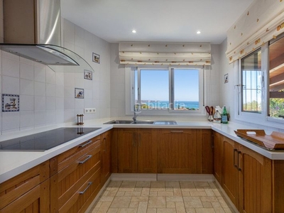 Chalet villa en venta 4 habitaciones 4 baños. en Riviera del Sol Mijas