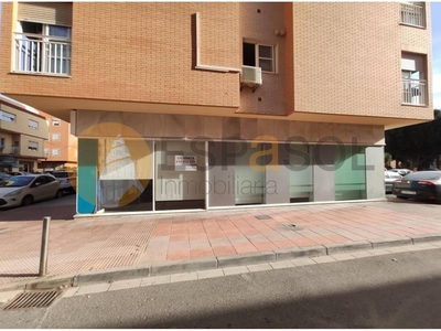 Local comercial Avenida ALHAMBRA Almería Ref. 91507405 - Indomio.es