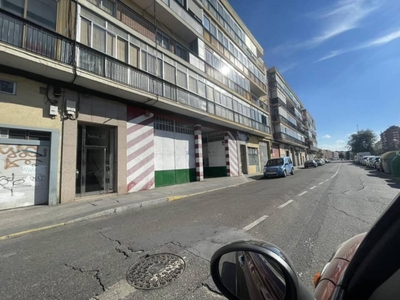 Local comercial Calle La Salud Valladolid Ref. 91327939 - Indomio.es