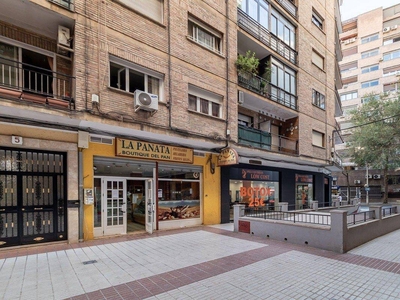 Local comercial De Madrid Granada Ref. 91299787 - Indomio.es