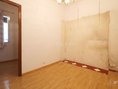 Piso con 2 habitaciones con calefacción en Berruguete Madrid