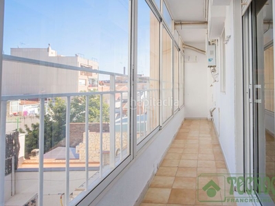 Piso con 3 habitaciones con calefacción en Ca n'Aurell Terrassa