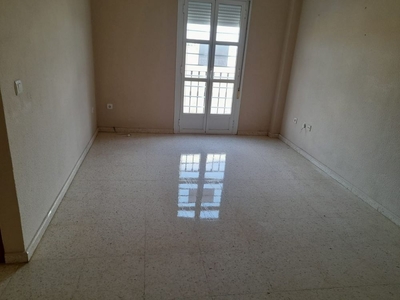 Piso en venta en Beas de 72 m²