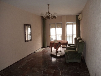 Piso en venta en Centro - Mérida de 4 habitaciones con terraza y aire acondicionado