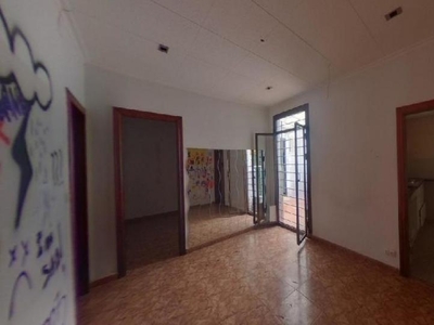 Piso en venta en Llefià