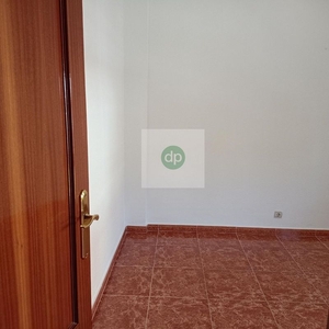 Piso en venta en Santa Marina - La Paz de 3 habitaciones con terraza y garaje