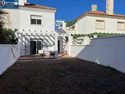 Venta Casa adosada Algeciras. Con terraza 91 m²