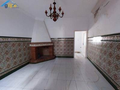 Venta Casa adosada Carmona. Con terraza 327 m²