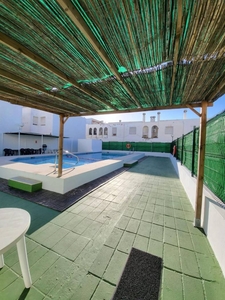 Venta Casa adosada El Puerto de Santa María. A reformar plaza de aparcamiento 90 m²