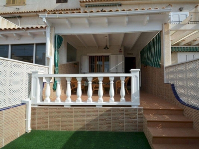 Venta Casa adosada Guardamar del Segura. Con terraza 113 m²