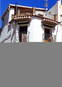 Venta Casa adosada en Calle Jesus 17 Los Guájares. Buen estado calefacción individual 90 m²