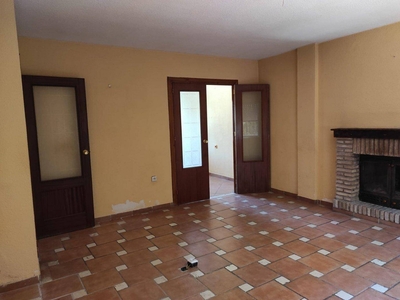 Venta Casa adosada Monachil. Con terraza 190 m²