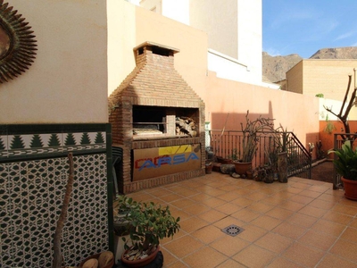 Venta Casa adosada Roquetas de Mar. Con terraza 200 m²