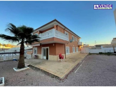 Venta Casa adosada Sax. Buen estado con terraza 247 m²