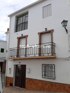 Venta Casa rústica Aldeire. Buen estado 250 m²