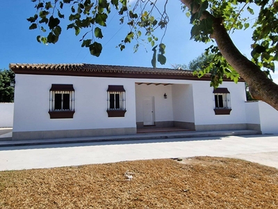 Venta Casa rústica Chiclana de la Frontera. 112 m²