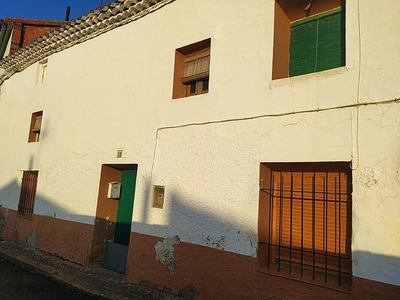 Venta Casa rústica Monreal del Campo. 277 m²