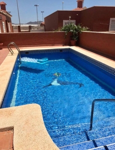 Venta Casa unifamiliar Almería. Buen estado plaza de aparcamiento con balcón 151 m²