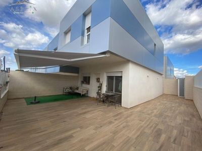 Venta Casa unifamiliar Aspe. Con terraza 130 m²