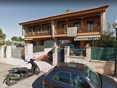 Venta Casa unifamiliar en Casar Camargo. Buen estado 180 m²