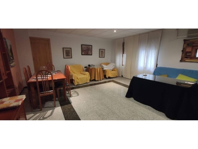 Venta Casa unifamiliar Caravaca de La Cruz. Buen estado 250 m²