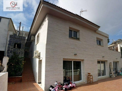 Venta Casa unifamiliar Cunit. Con terraza 171 m²