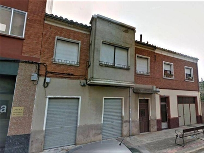 Venta Casa unifamiliar en Avenida de Alfonso Pena Santo Domingo de La Calzada. A reformar con terraza 278 m²