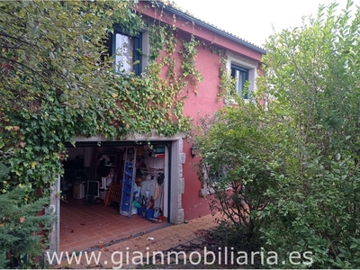 Venta Casa unifamiliar en Calle Escobeiro Mondariz. Buen estado con terraza 230 m²