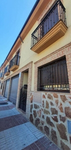 Venta Casa unifamiliar en Calle Pablo Iglesias 5 Bailén. Con balcón 100 m²