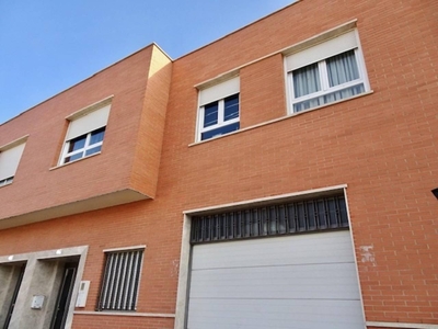 Venta Casa unifamiliar en Calle PABLO NERUDA El Ejido. Buen estado con terraza 210 m²