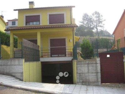 Venta Casa unifamiliar en Calle San Antoniño Mos. Buen estado con terraza 180 m²