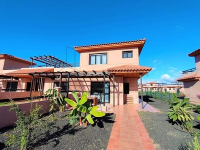 Venta Casa unifamiliar en Majanicho La Oliva. Con terraza 63 m²
