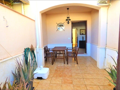 Venta Casa unifamiliar en Malaga N-334 12 Fuente de Piedra. Con terraza 134 m²
