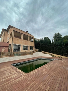 Venta Casa unifamiliar en San Miguel Chiva. Con terraza 450 m²