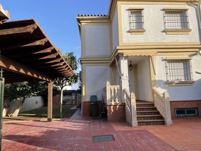 Venta Casa unifamiliar Jerez de la Frontera. Buen estado 314 m²