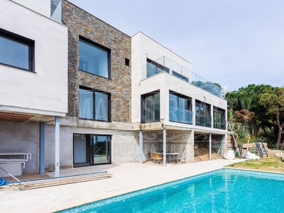 Venta Casa unifamiliar Lloret de Mar. Con terraza 402 m²