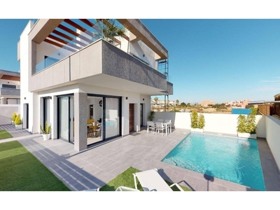 Venta Casa unifamiliar Los Montesinos. Nueva con terraza 106 m²