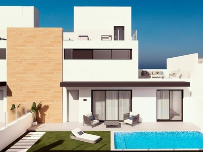 Venta Casa unifamiliar Orihuela. Con terraza 101 m²