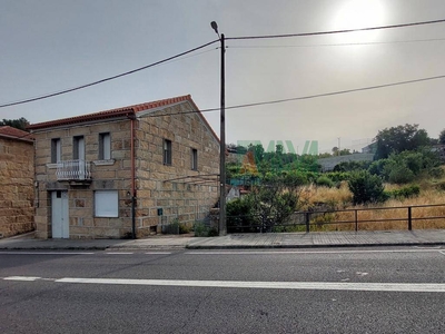 Venta Casa unifamiliar Ourense. A reformar con terraza 250 m²