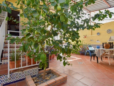 Venta Casa unifamiliar Peligros. Con terraza 168 m²