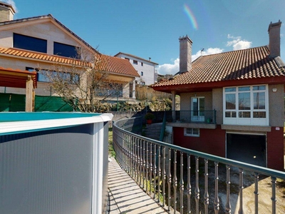 Venta Casa unifamiliar Redondela. Con terraza 200 m²