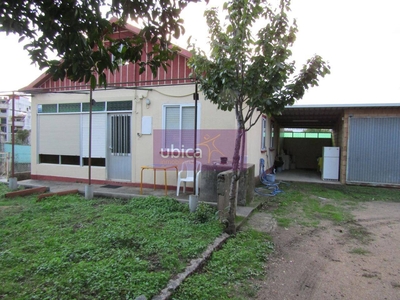 Venta Casa unifamiliar Salvaterra de Miño. A reformar con terraza 99 m²