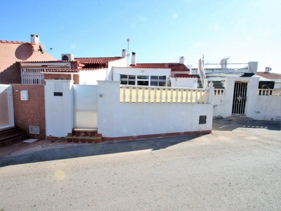 Venta Casa unifamiliar Torrevieja. Con terraza 43 m²