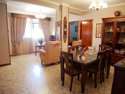 Venta Casa unifamiliar Ubrique. Con terraza 180 m²