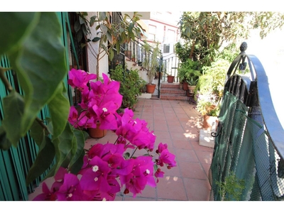 Venta Casa unifamiliar Vélez de Benaudalla. Buen estado con terraza 285 m²