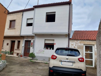 Venta Casa unifamiliar Vilagarcía de Arousa. A reformar 79 m²