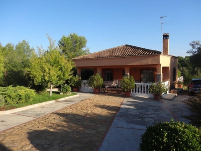 Venta Casa unifamiliar Vilamarxant. Con terraza 160 m²